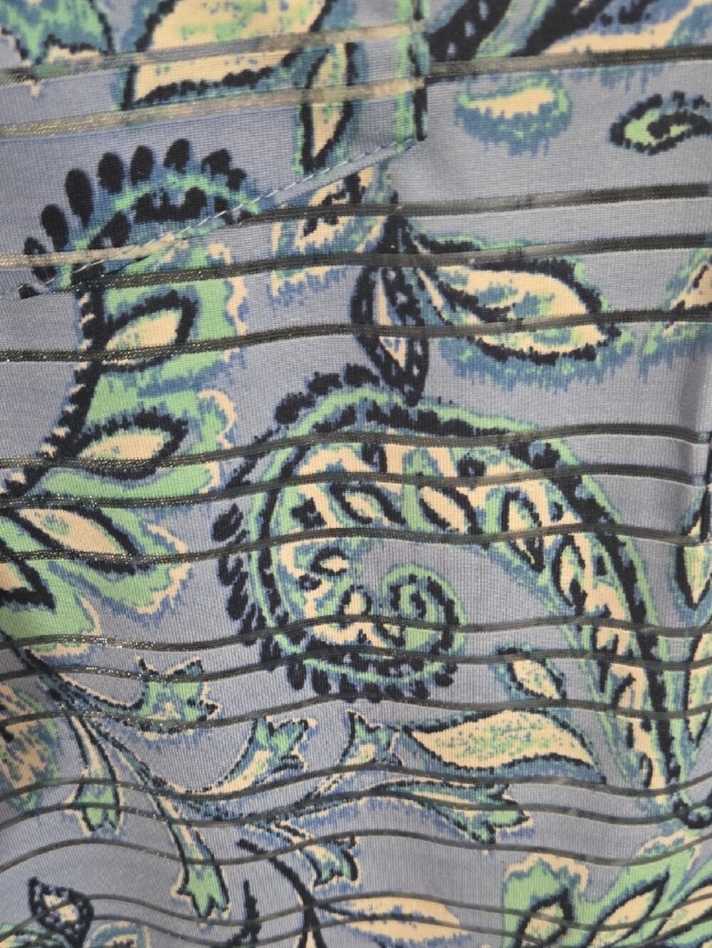 ✨ Coral Bay Woman Blue Paisley Henley Pullover - Plus 1X ✨ - Picture 7 of 10